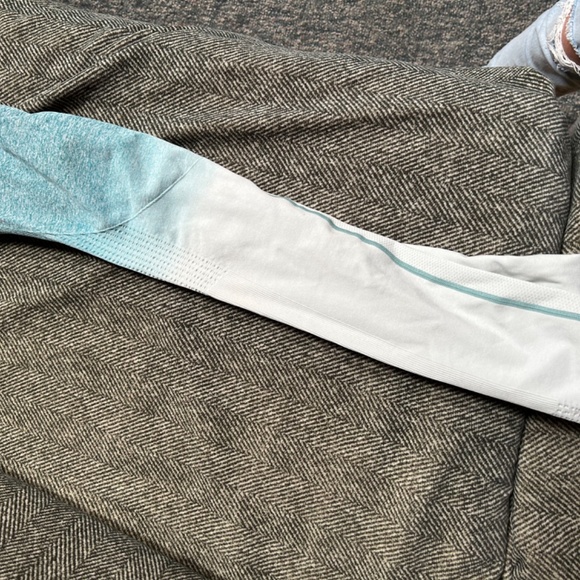 ADAPT OMBRE SEAMLESS LEGGINGS - Picture 5 of 12